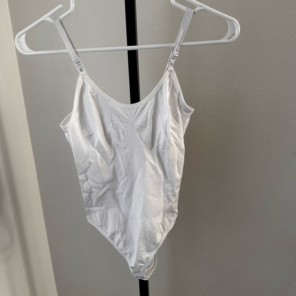 Medium bodysuit white